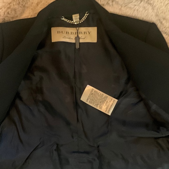 *Authentic BURBERRY Military Jacket - Picture 5 of 6